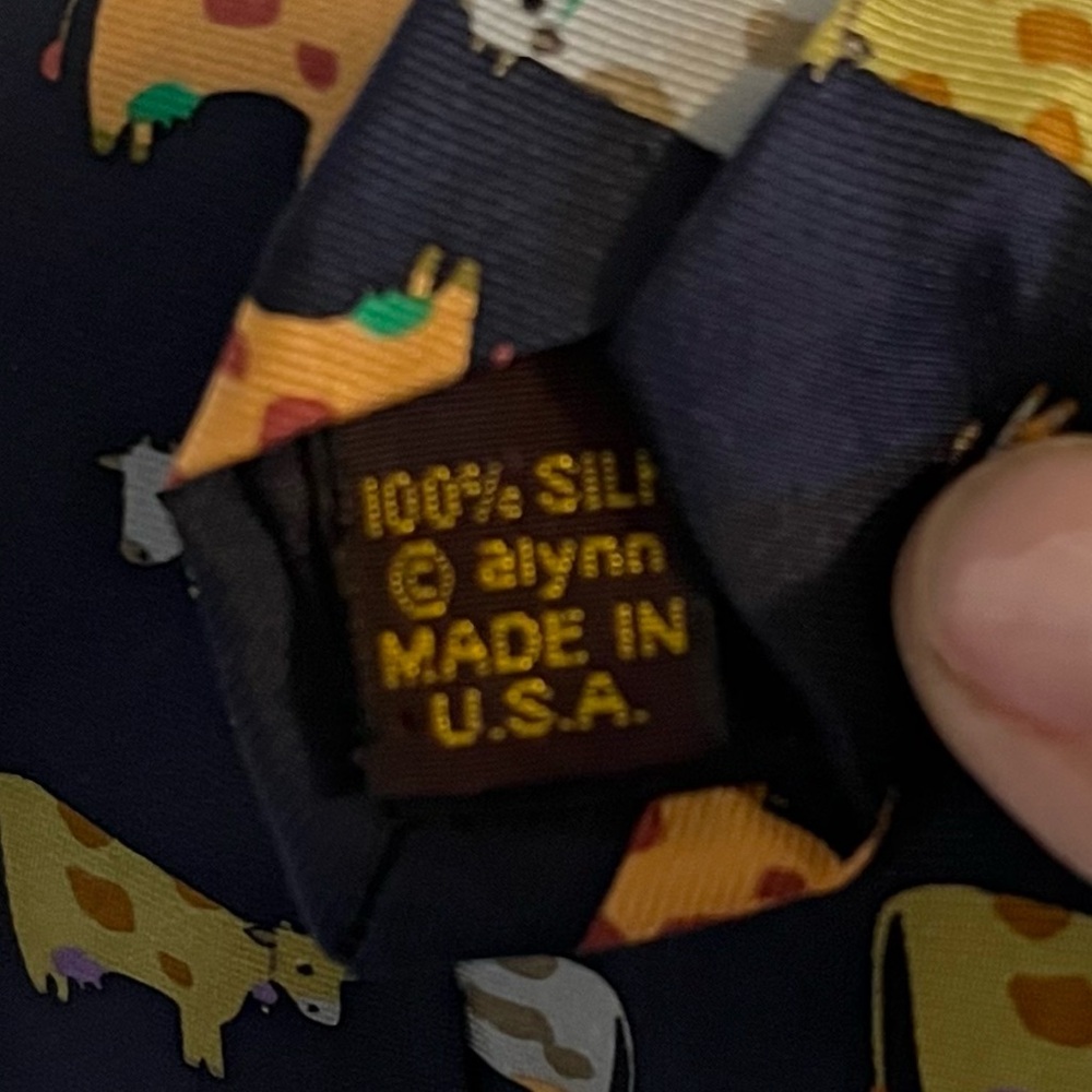ALYNN COW TIE - Picture 2 of 3
